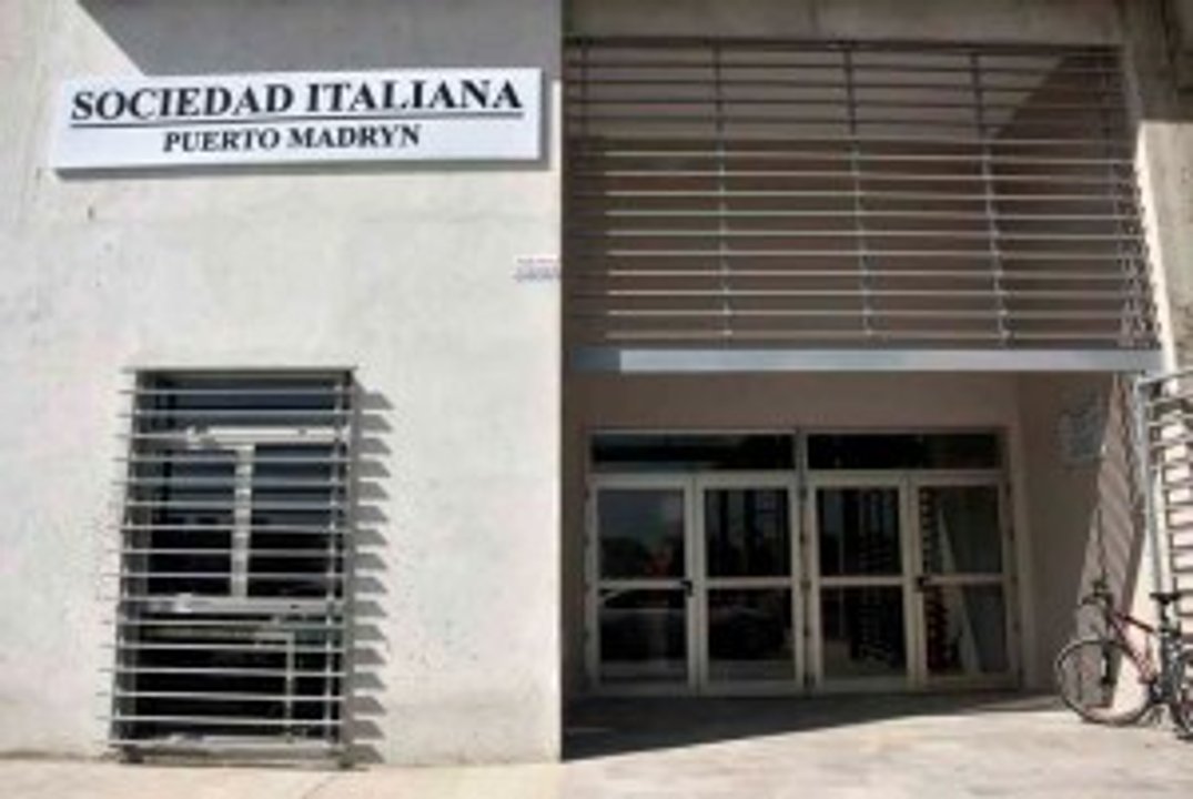 La Sociedad Italiana convoca a la comunidad para terminar su escuela