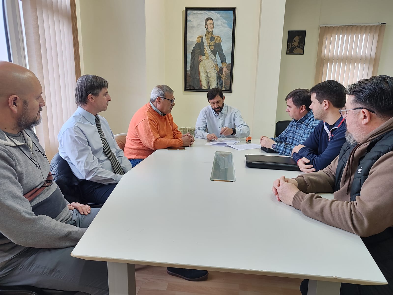 Ingram firmó convenio con la Cooperativa 16 de Octubre para el cobro de tasas y aportes comunitarios