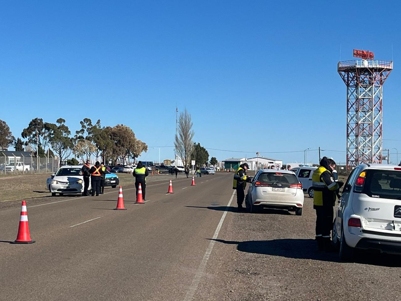 Intensifican controles para frenar transporte no habilitado en el aeropuerto de Puerto Madryn