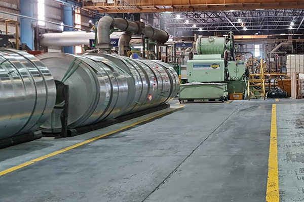 Dos operarios de una fábrica de Madryn fueron internados tras una explosión