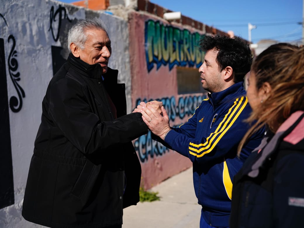 Elecciones 25: Alfredo Béliz continúa su agenda en el sur de Chubut