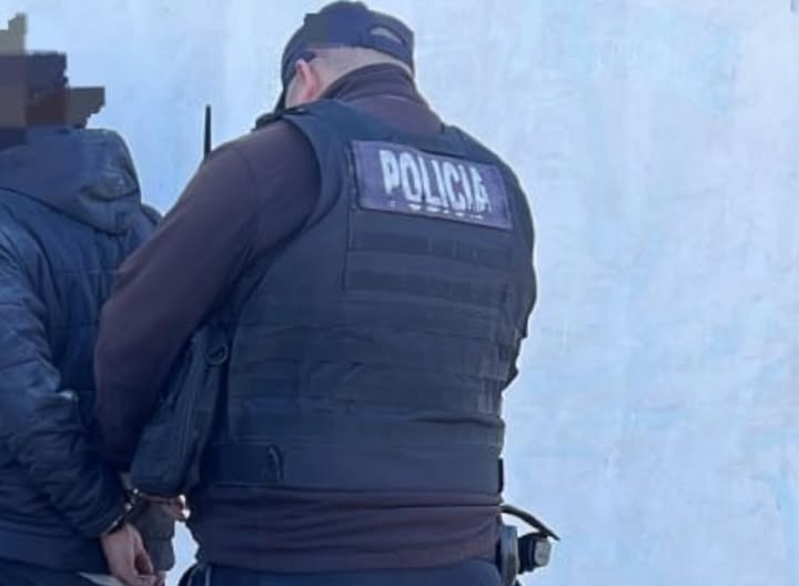 Una simple pelea callejera terminó con un prófugo detenido en Madryn