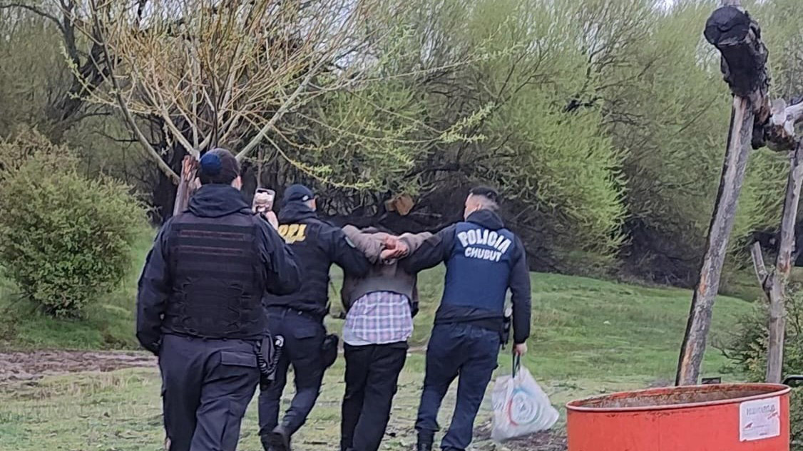 Detuvieron a un prófugo que estaba armado