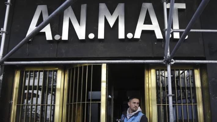 La ANMAT prohibió 18 suplementos dietarios y un medicamento para la diabetes por graves irregularidades