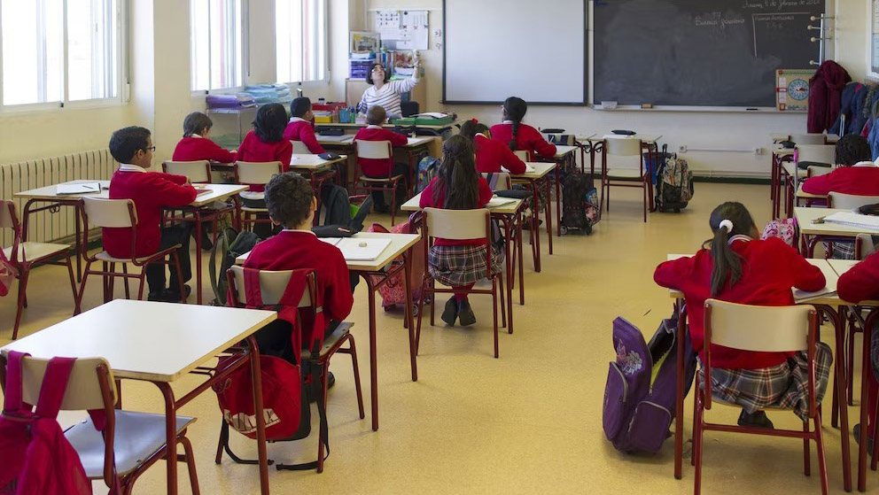 Colegios privados ya no requerirán aval estatal para fijar cuotas y matrícula
