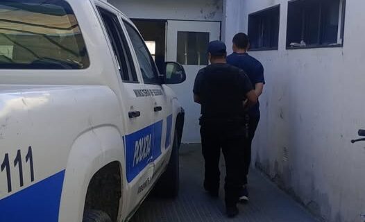 Detuvieron a un hombre con pedido de captura en un supermercado de Comodoro Rivadavia