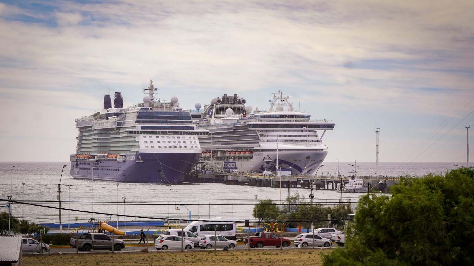 Arribaron dos cruceros y generaron gran movimiento en Puerto Madryn