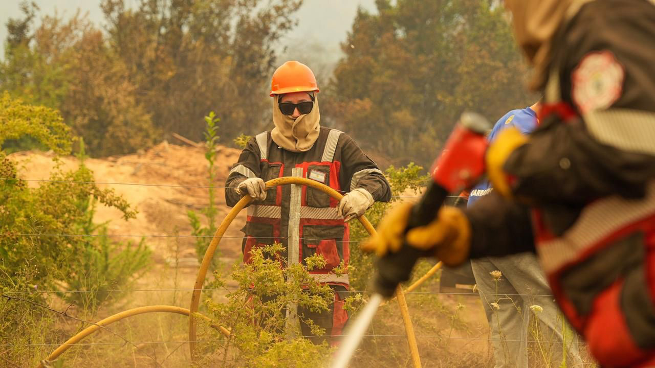 Más de 600 personas en el operativo contra incendios forestales