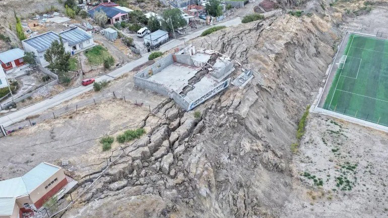 Destinarán más de $6.000 millones para afectados por el derrumbe en Comodoro Rivadavia
