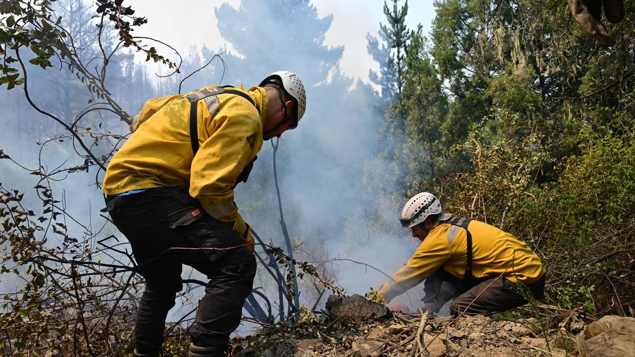El incendio en Puerto Patriada está contenido en un 85%