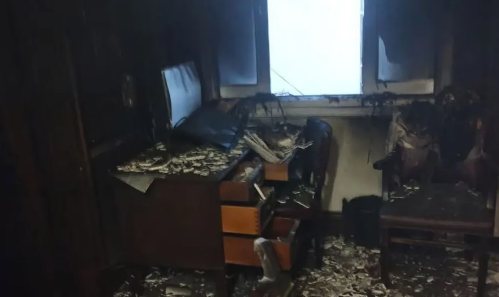 Se incendió el despacho de la senadora chubutense Andrea Cristina
