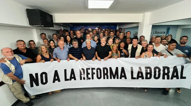 Más sindicatos se suman al rechazo a la reforma Laboral