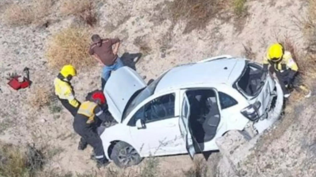 Dos heridos en un vuelco en la Ruta 25 | Chubut Hoy