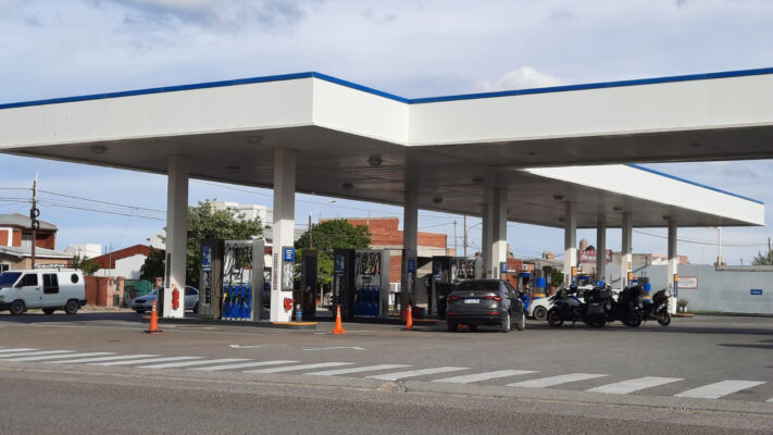 YPF confirmó un nuevo aumento en los combustibles