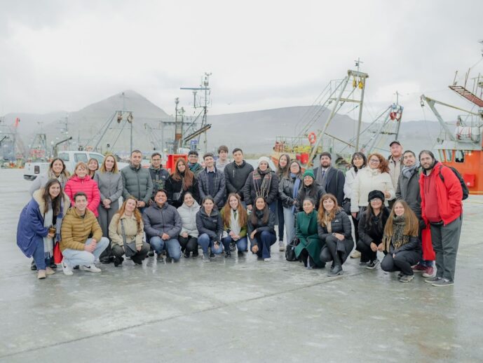 Becario de Chubut participa en un programa del CFI