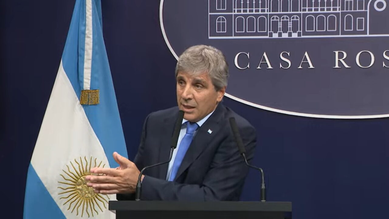 El Gobierno renovó la totalidad de los vencimientos y consiguió US$ 470 millones en el debut del nuevo bono