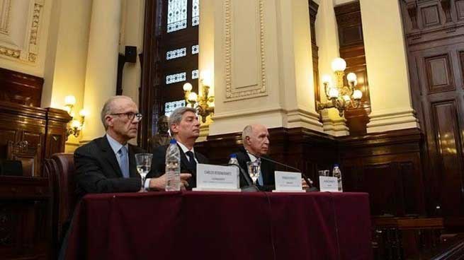 La Corte suspendió el artículo del DNU 70 que derogaba la Ley de Tierras